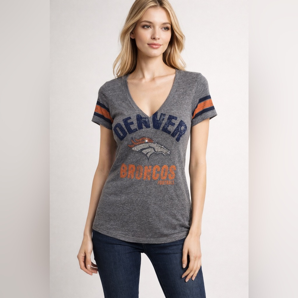 NFL Denver Broncos Womenβs V-Neck Bling Logo Tee | Size Small